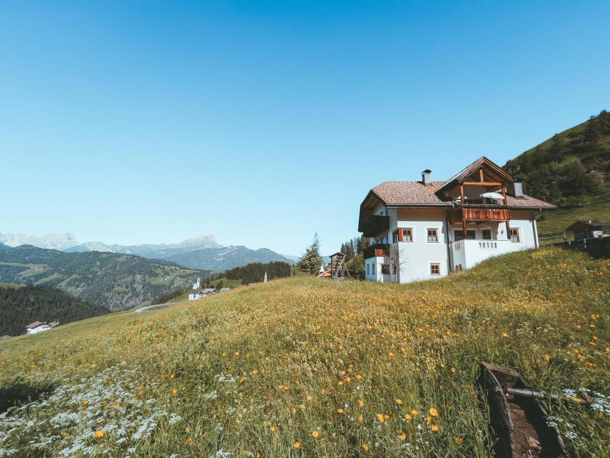 Apartment Fedares La Valle Bagian luar foto